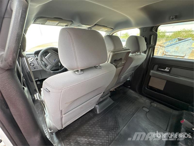 Ford F-150 XLT 4x4 Crew Cab Pickup Otros