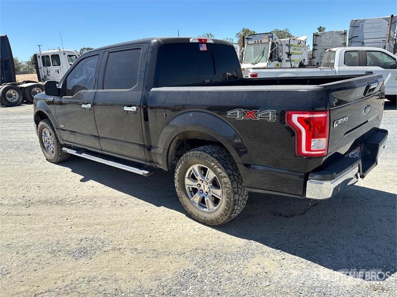 Ford F-150 XLT 4x4 Crew Cab Pickup Inne