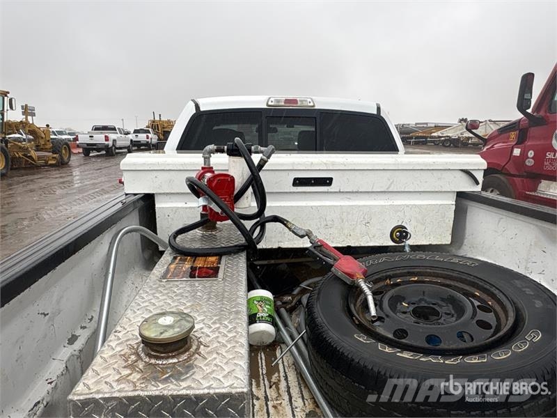Ford F-150 XLT 4x4 Crew Cab Pickup Drugi
