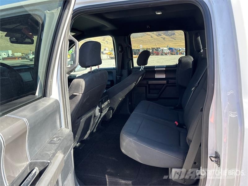 Ford F-150 XLT 4x4 Crew Cab Pickup Drugi