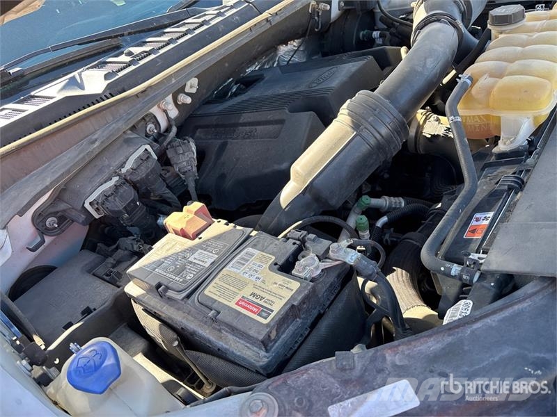 Ford F-150 XLT 4x4 Crew Cab Pickup Drugi