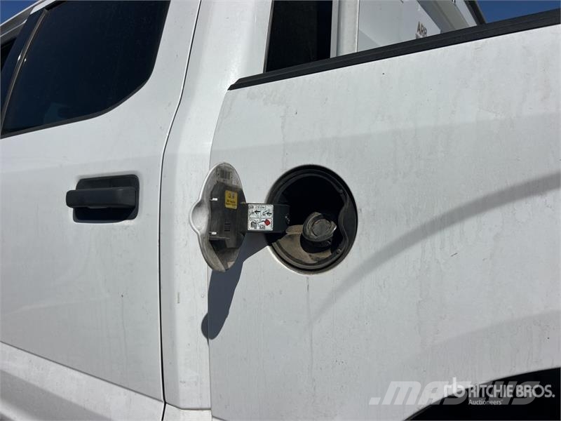 Ford F-150 XLT 4x4 Crew Cab Pickup Ostalo