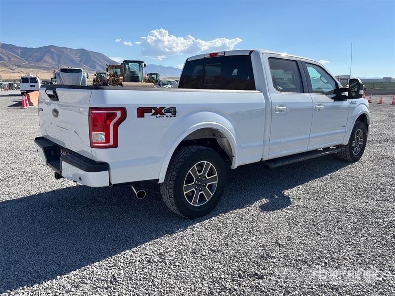 Ford F-150 XLT 4x4 Crew Cab Pickup Drugi