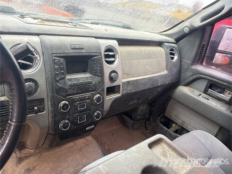 Ford F-150 XLT 4x4 Crew Cab Pickup Drugi
