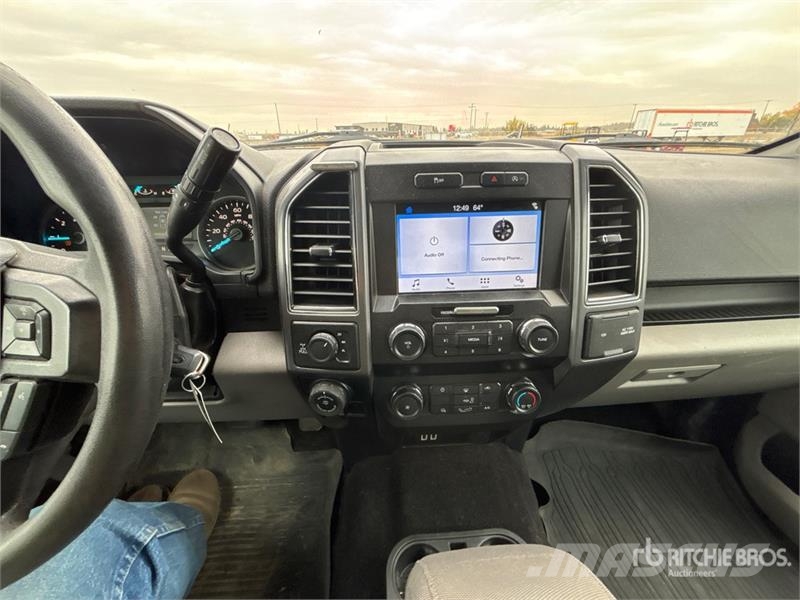 Ford F-150 XLT 4x4 Crew Cab Pickup Other