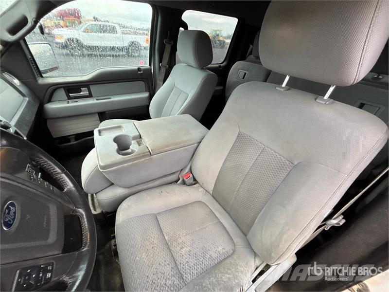 Ford F-150 XLT 4x4 Crew Cab Pickup Autre fourgon / utilitaire