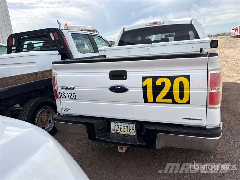 Ford F-150 XLT 4x4 Crew Cab Pickup Otros