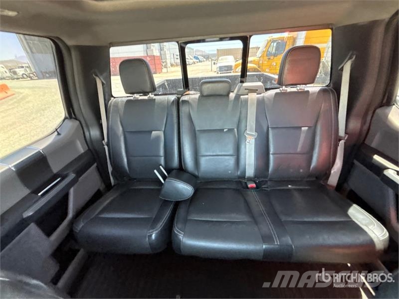 Ford F-150 XLT 4x4 Crew Cab Pickup Inne