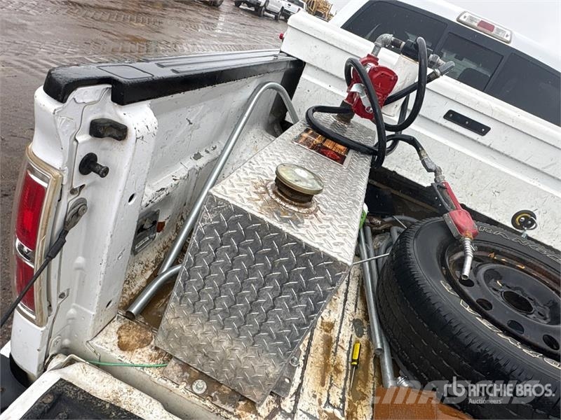 Ford F-150 XLT 4x4 Crew Cab Pickup Drugi