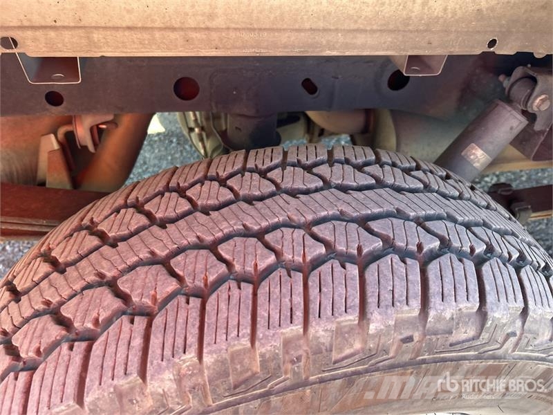 Ford F-150 XLT 4x4 Crew Cab Pickup Ostalo