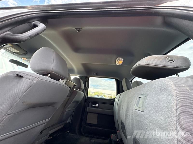 Ford F-150 XLT 4x4 Crew Cab Pickup Otros