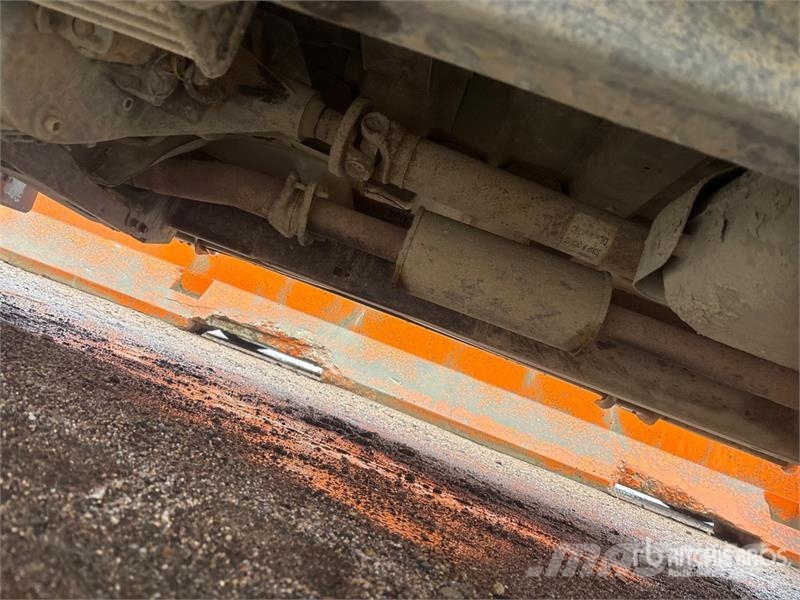 Ford F-150 XLT 4x4 Crew Cab Pickup Drugi