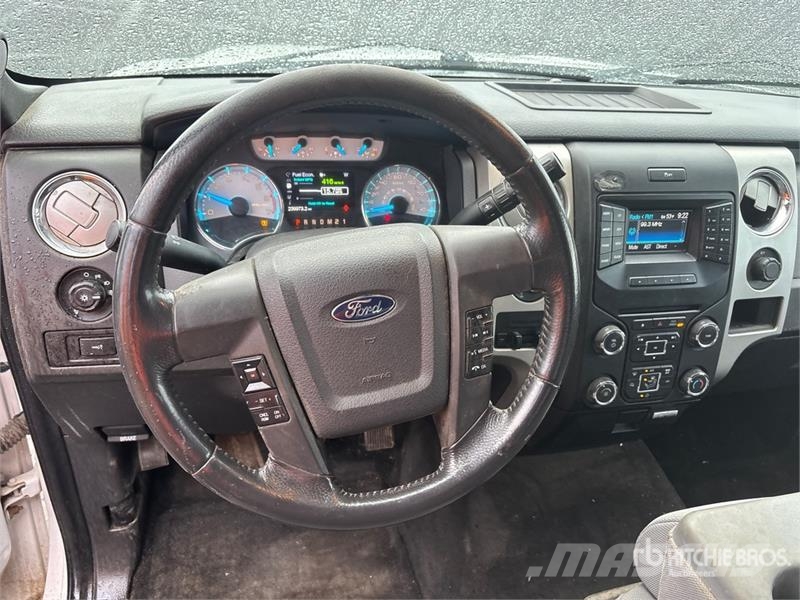 Ford F-150 XLT 4x4 Crew Cab Pickup Autre fourgon / utilitaire