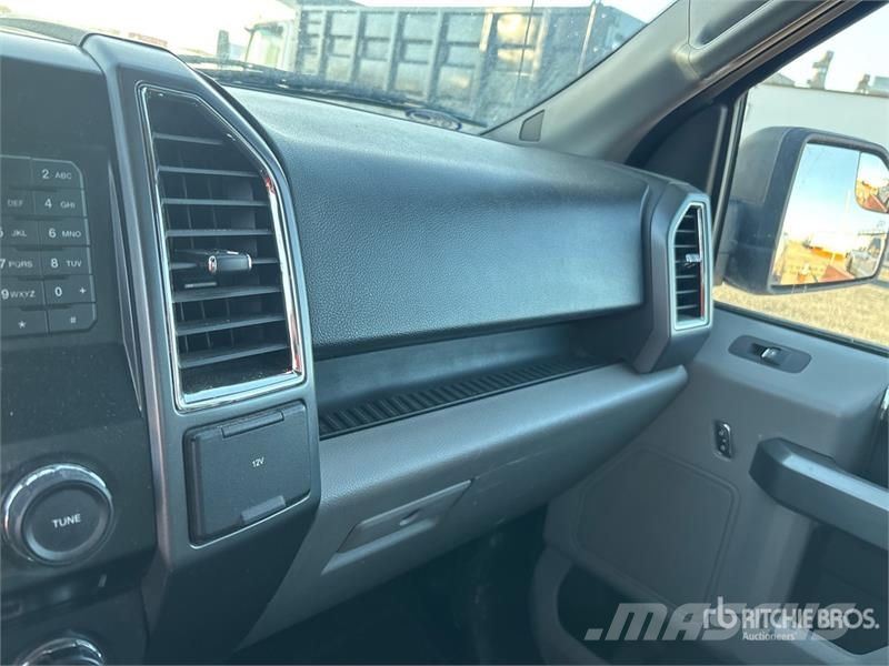Ford F-150 XLT 4x4 Extended Cab Pickup Ostalo