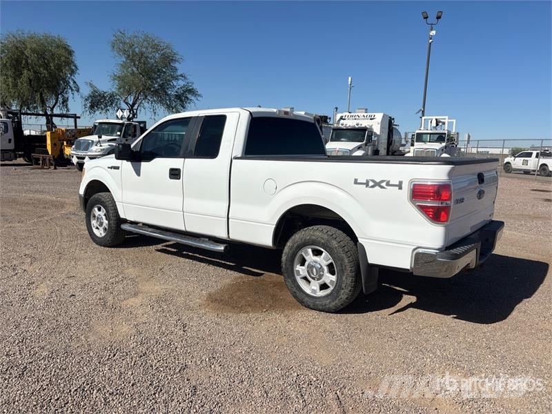 Ford F-150 XLT 4x4 Extended Cab Pickup Autre fourgon / utilitaire