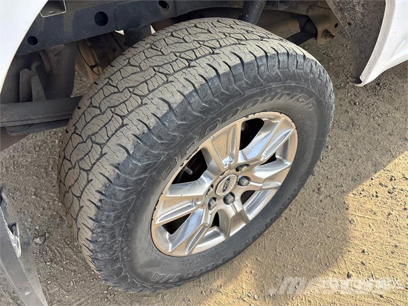 Ford F-150 XLT 4x4 Extended Cab Pickup Other