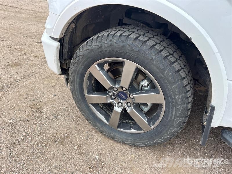 Ford F-150 XLT 4x4 Extended Cab Pickup 其他
