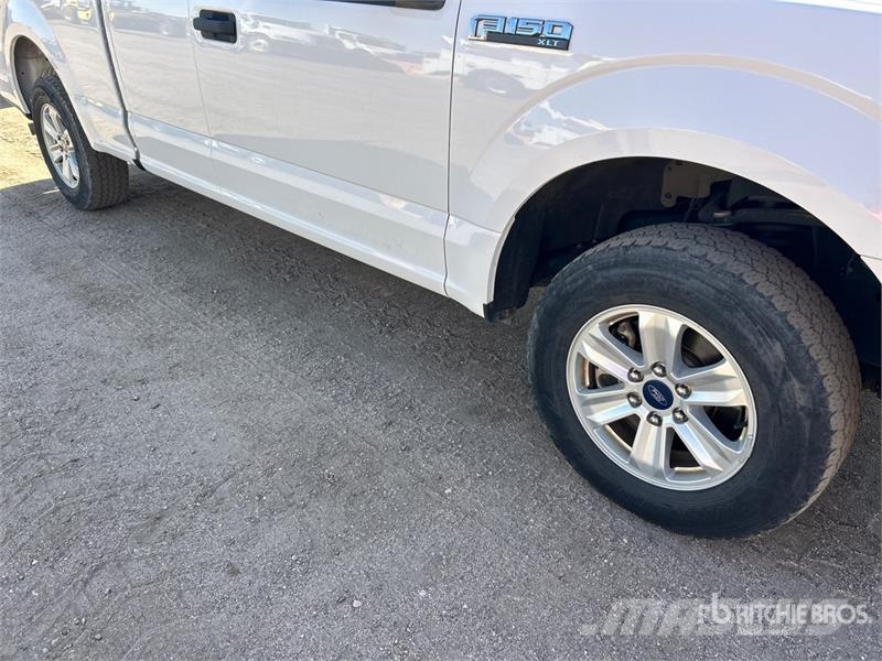 Ford F-150 XLT 4x4 Extended Cab Pickup Drugi