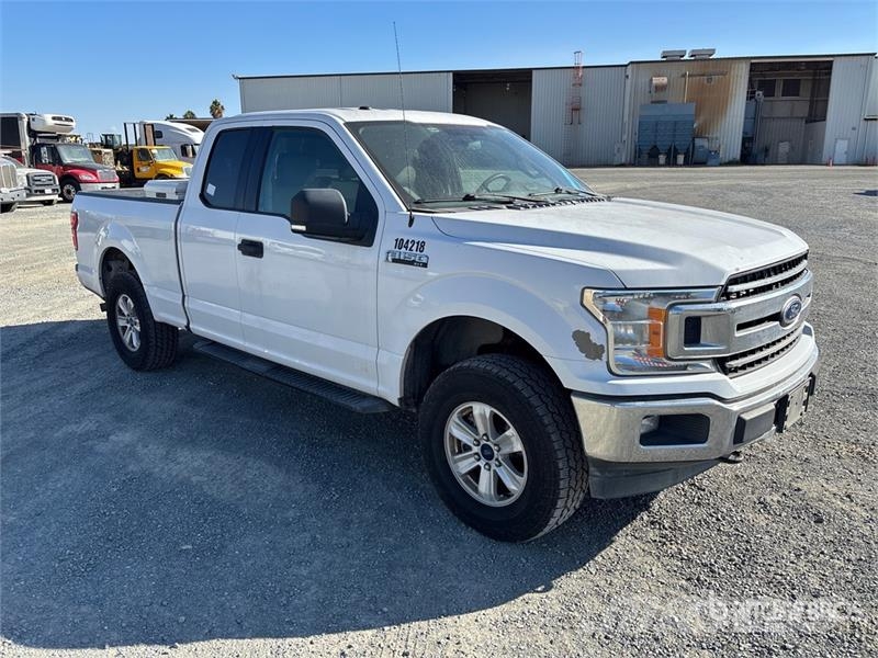 Ford F-150 XLT 4x4 Extended Cab Pickup Otros