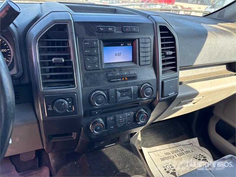 Ford F-150 XLT 4x4 Extended Cab Pickup Otros