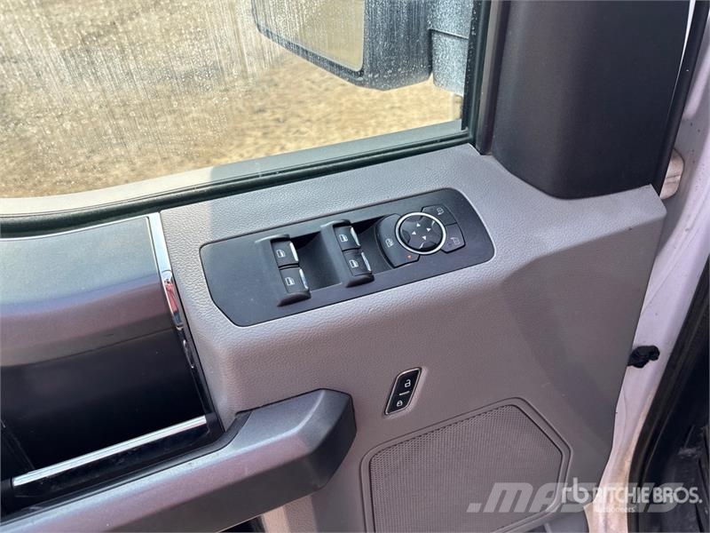 Ford F-150 XLT 4x4 Extended Cab Pickup Other