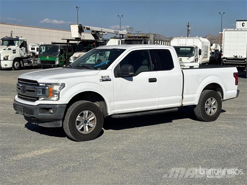 Ford F-150 XLT 4x4 Extended Cab Pickup Otros