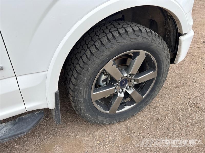 Ford F-150 XLT 4x4 Extended Cab Pickup 其他