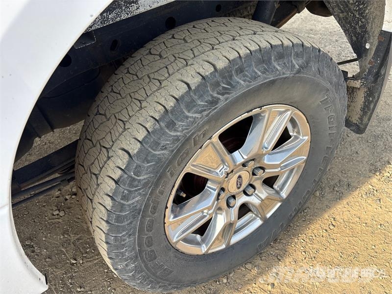 Ford F-150 XLT 4x4 Extended Cab Pickup Other