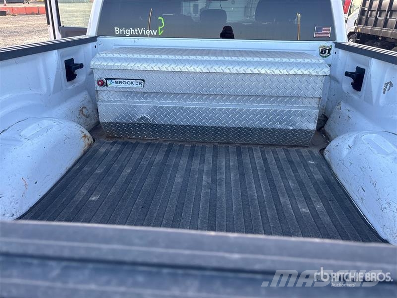 Ford F-150 XLT 4x4 Extended Cab Pickup Ostalo