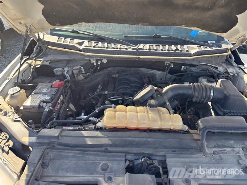 Ford F-150 XLT 4x4 Extended Cab Pickup Otros