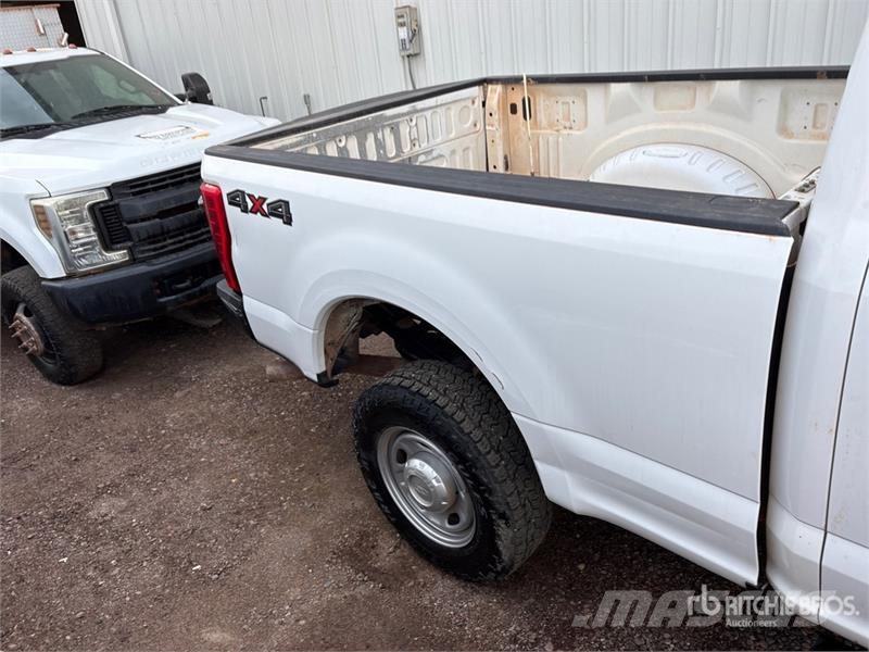 Ford F-250 Ostalo