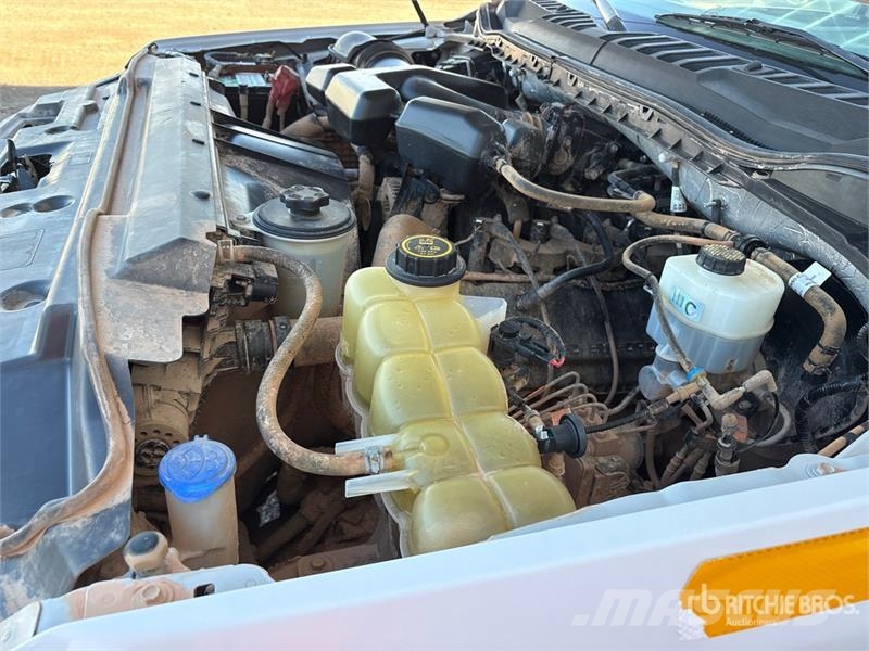 Ford F-250 平板栏板货车