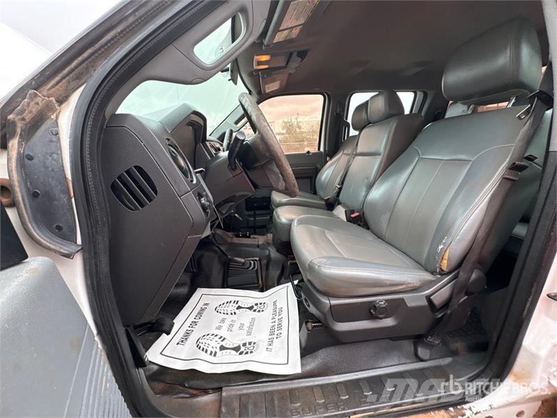Ford F-250 Nakladacia/sklápacia bočnica