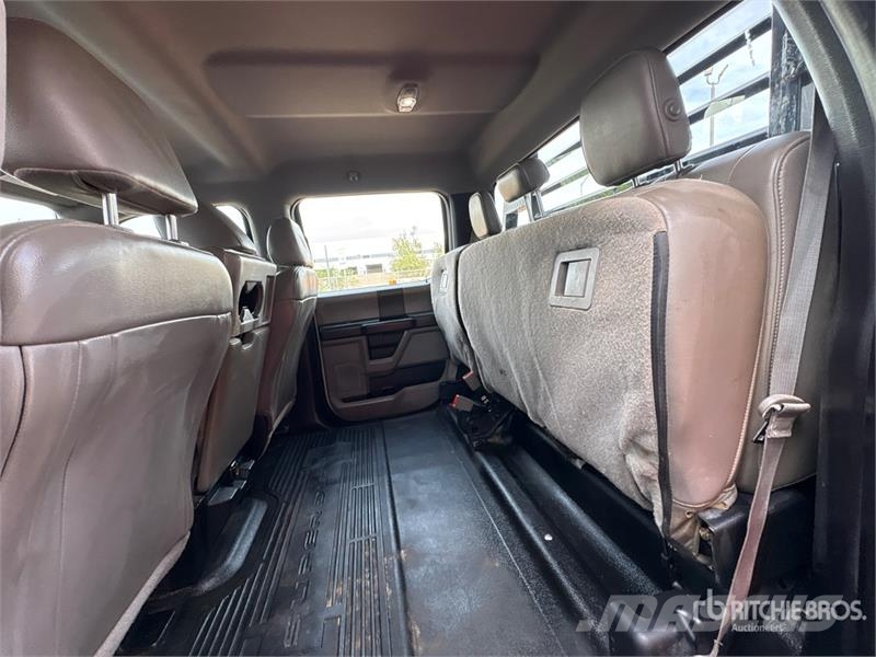 Ford F-250 Camiones de cama baja