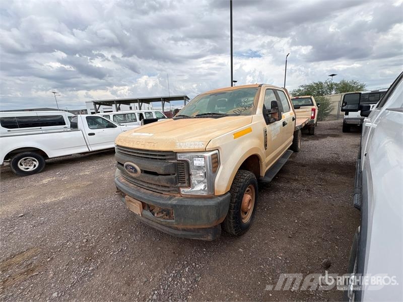Ford F-250 Camiones de cama baja