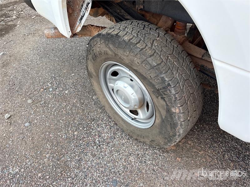 Ford F-250 Drugi