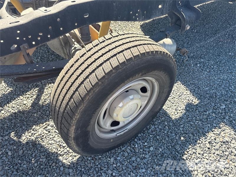 Ford F-250 كابينة والداخلية