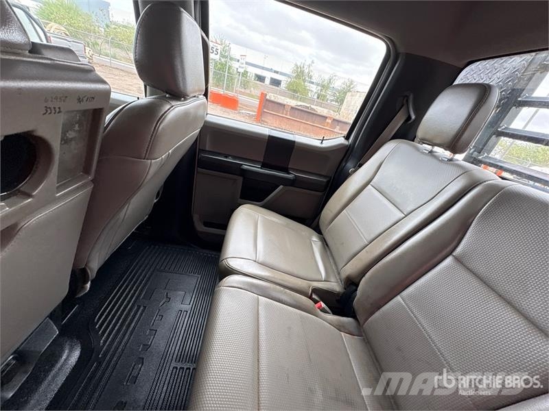 Ford F-250 Kamioni sa otvorenim sandukom