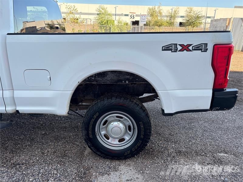 Ford F-250 Otros