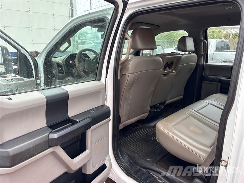 Ford F-250 Cabines e interior