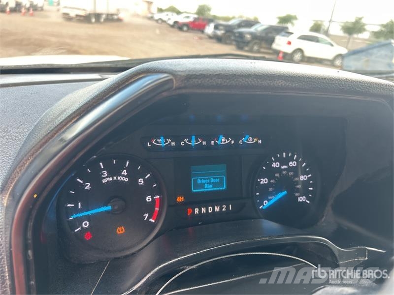 Ford F-250 Camiones de cama baja