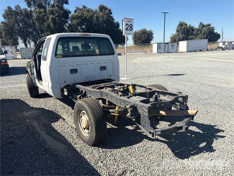 Ford F-250 كابينة والداخلية