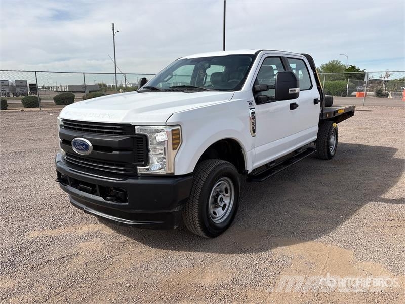 Ford F-250 Camiones de cama baja