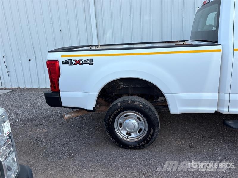 Ford F-250 Drugi
