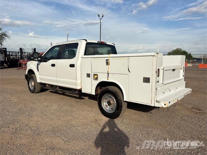 Ford F-250 皮卡.傳統半斗卡車/側卸板