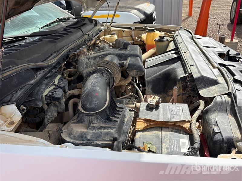 Ford F-250 Platós / Ponyvás teherautók