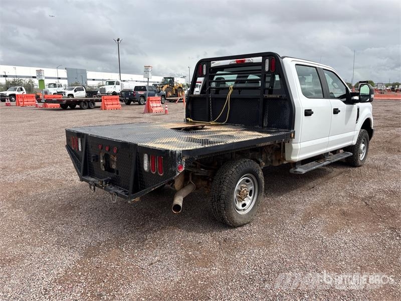 Ford F-250 Kamioni sa otvorenim sandukom