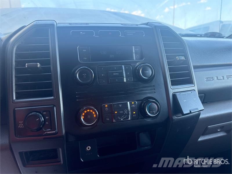 Ford F-250 Ciężarówki typu Platforma / Skrzynia