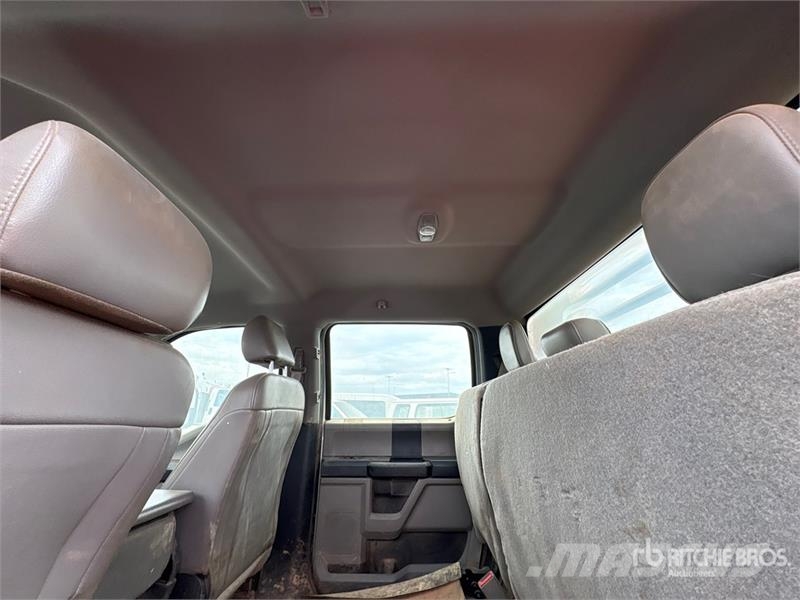 Ford F-250 Camiones de cama baja
