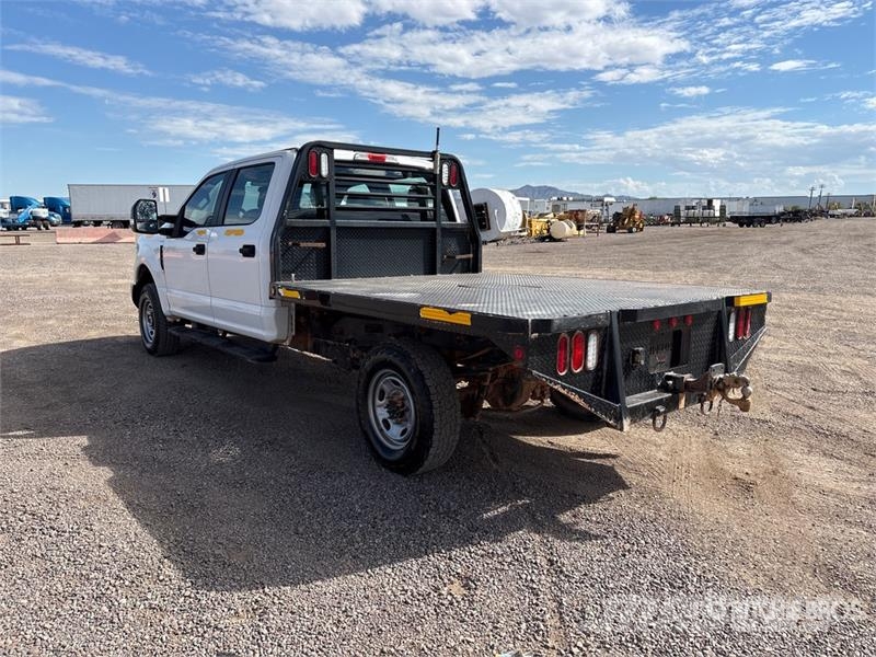 Ford F-250 Flakbilar
